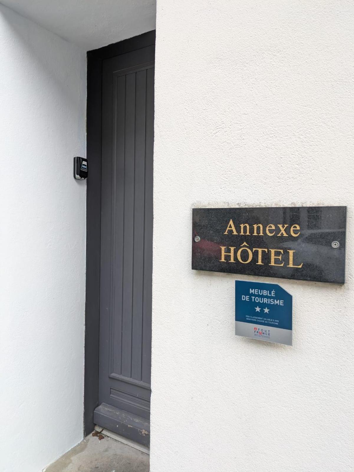 L'Annexe Residence Hoteliere Classee Pontivy Exterior photo
